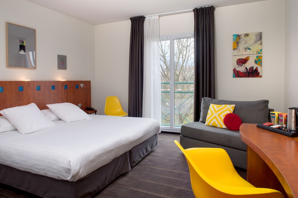 Executive Room - Photo 5