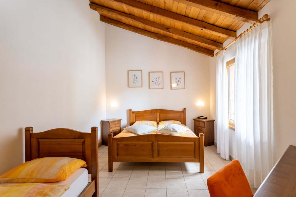 Classic Triple Room