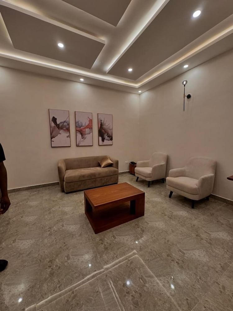 Premium Suite, City View