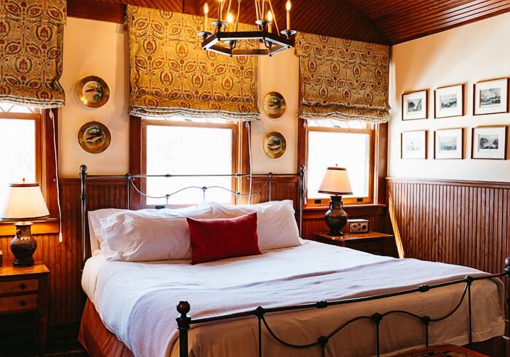 Signature Room photo 2