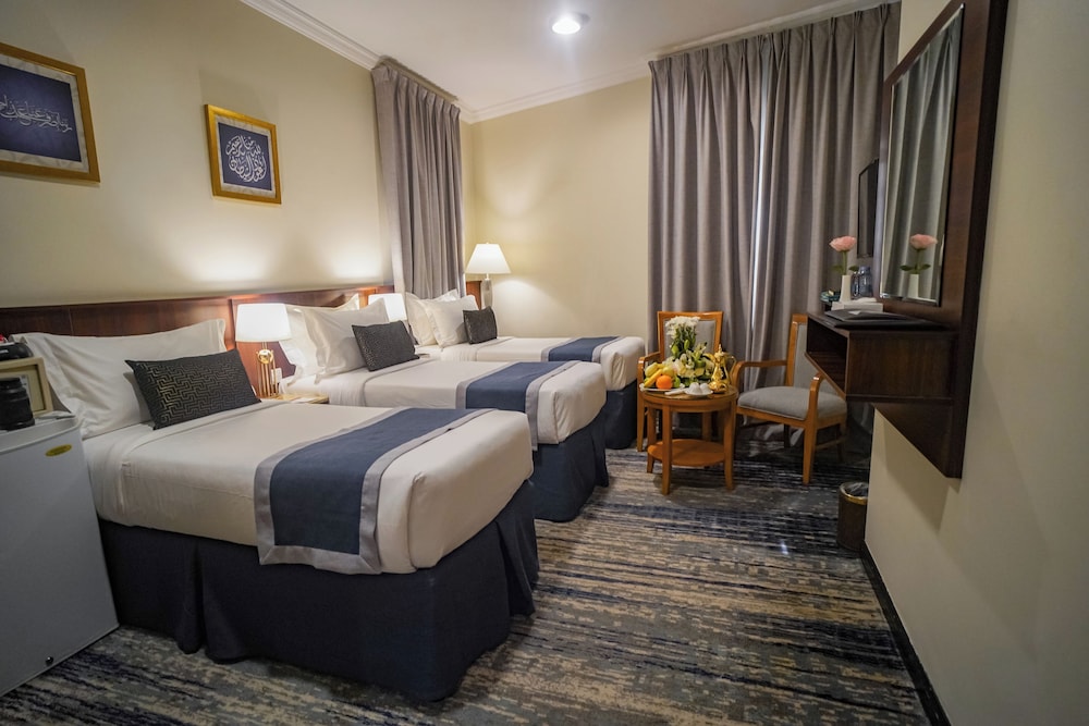 Standard Triple Room - Photo 3