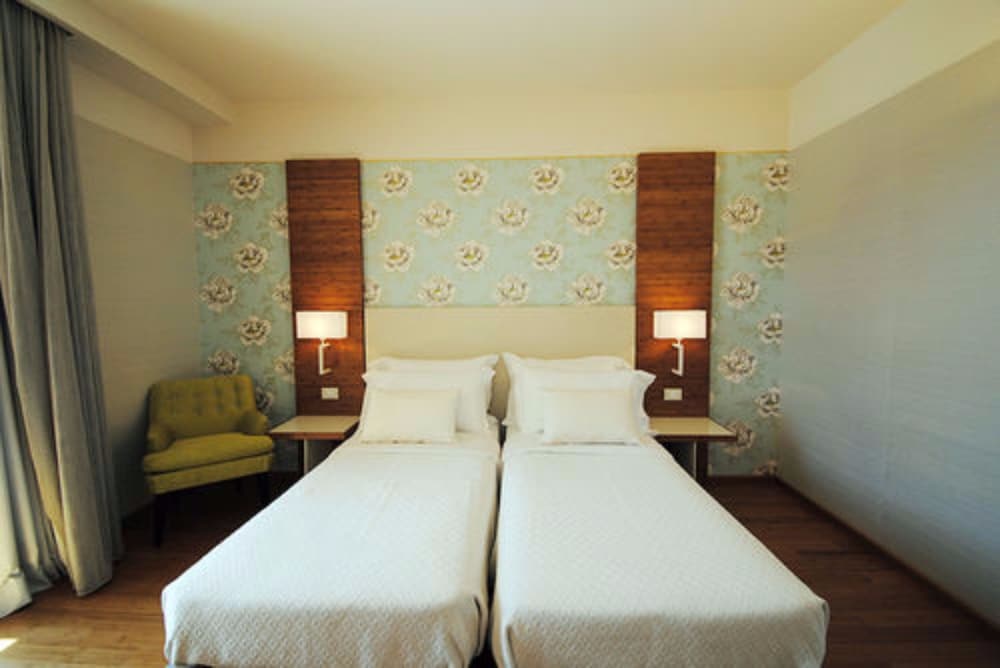 Double Room, Balcony, Lake View (Quality) - Photo 3