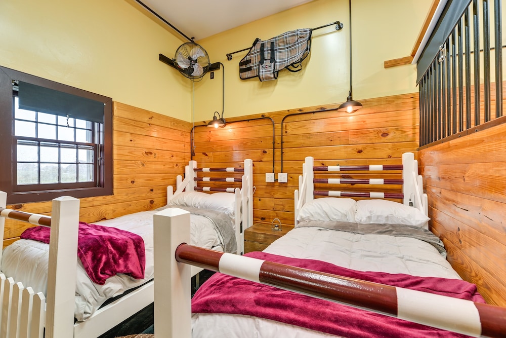 House (2 Bedrooms) photo 1