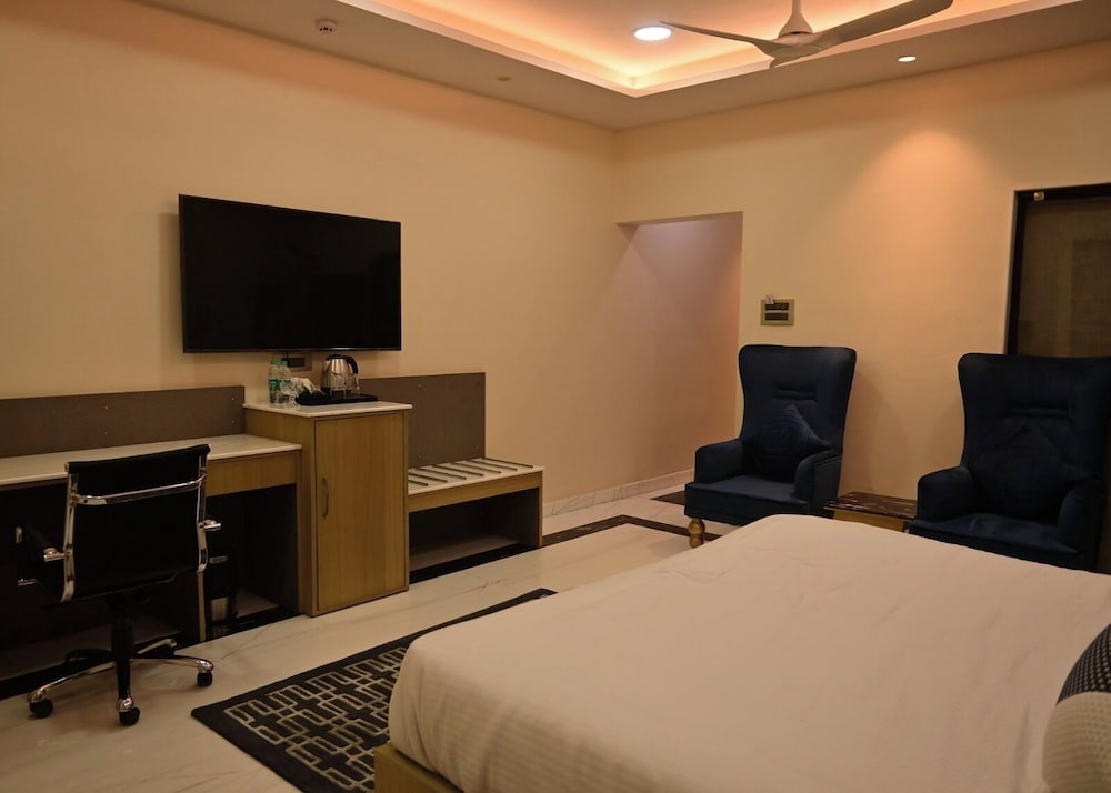 Grand Studio Suite photo 1