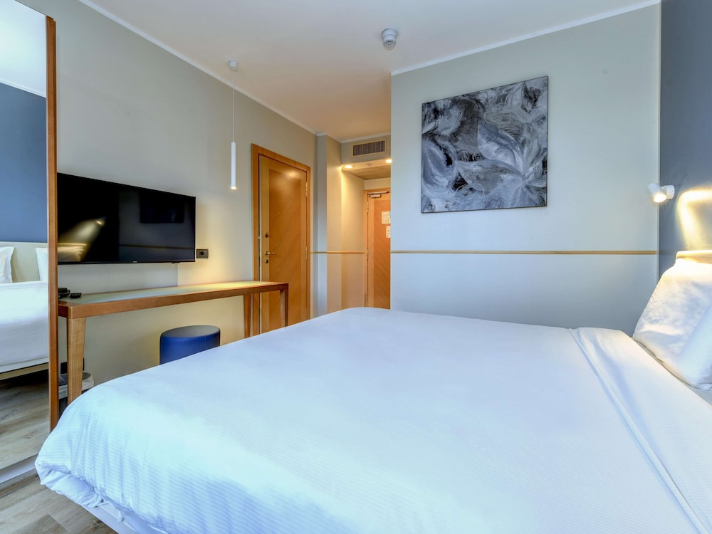 Superior Double Room - Photo 9