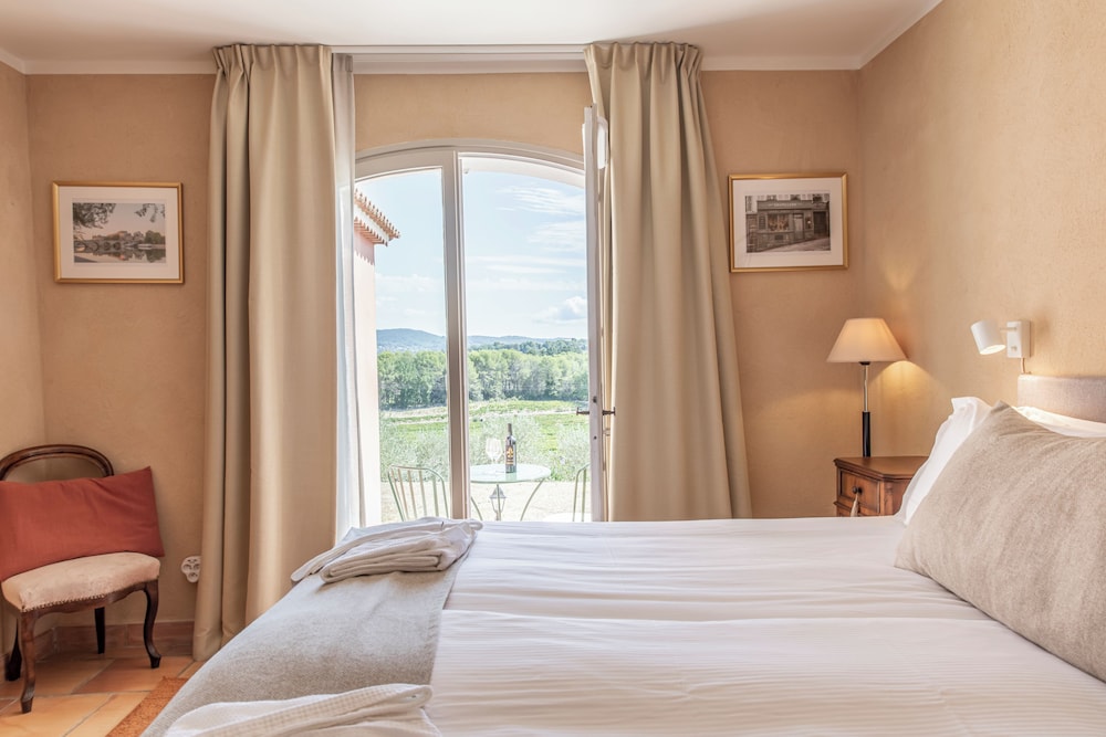 Superior Terrace Room