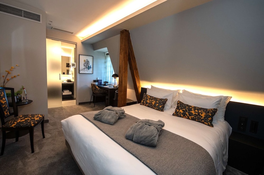 Classic Room, 1 Queen Bed, Non Smoking - Photo 4