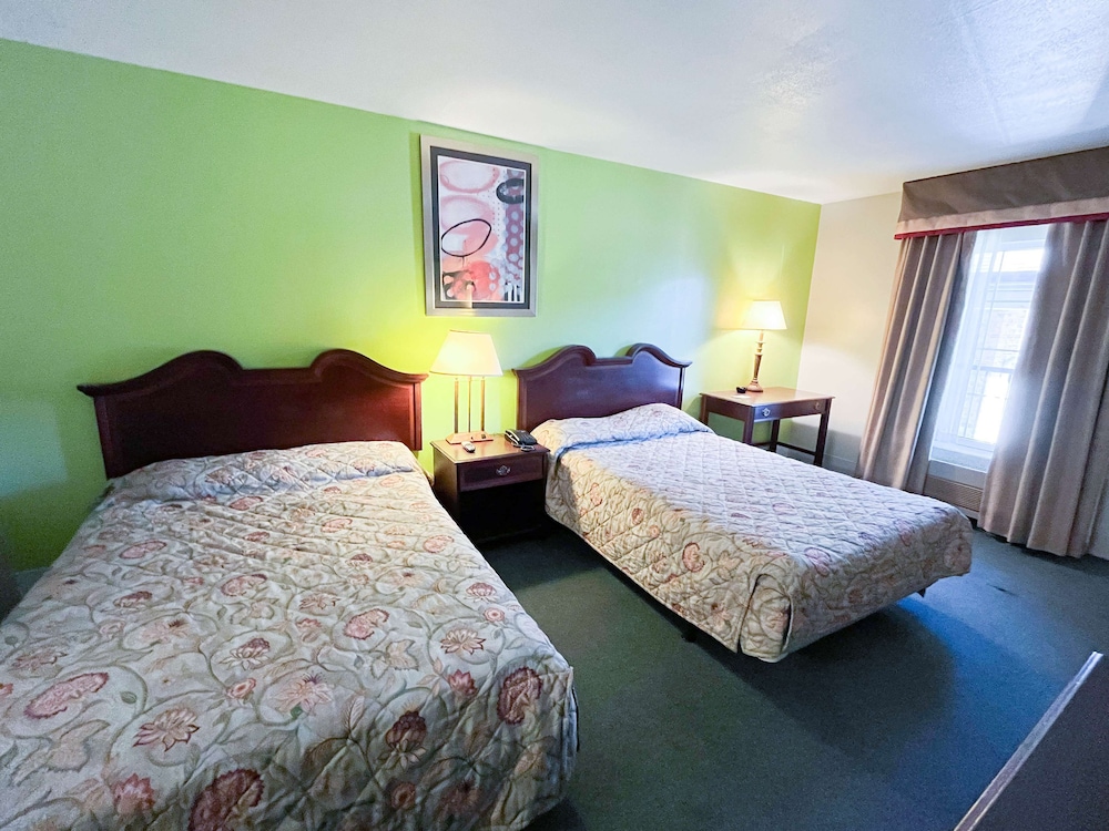 Deluxe Room, 2 Queen Beds, Accessible, Non Smoking - Photo 2