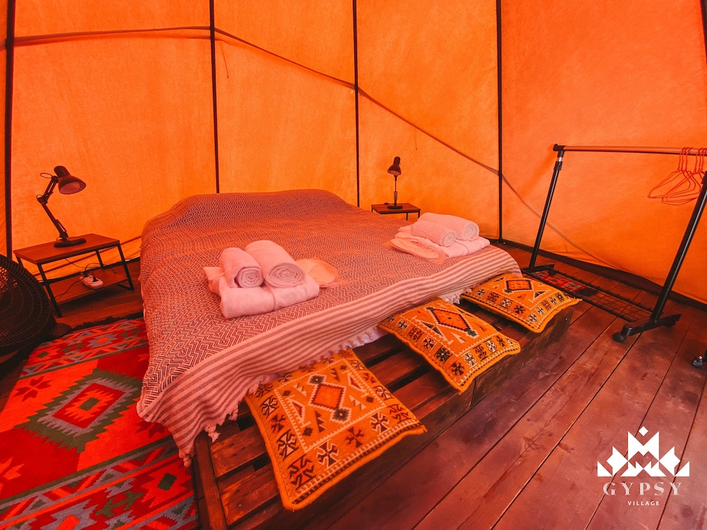 Design Tent photo 3