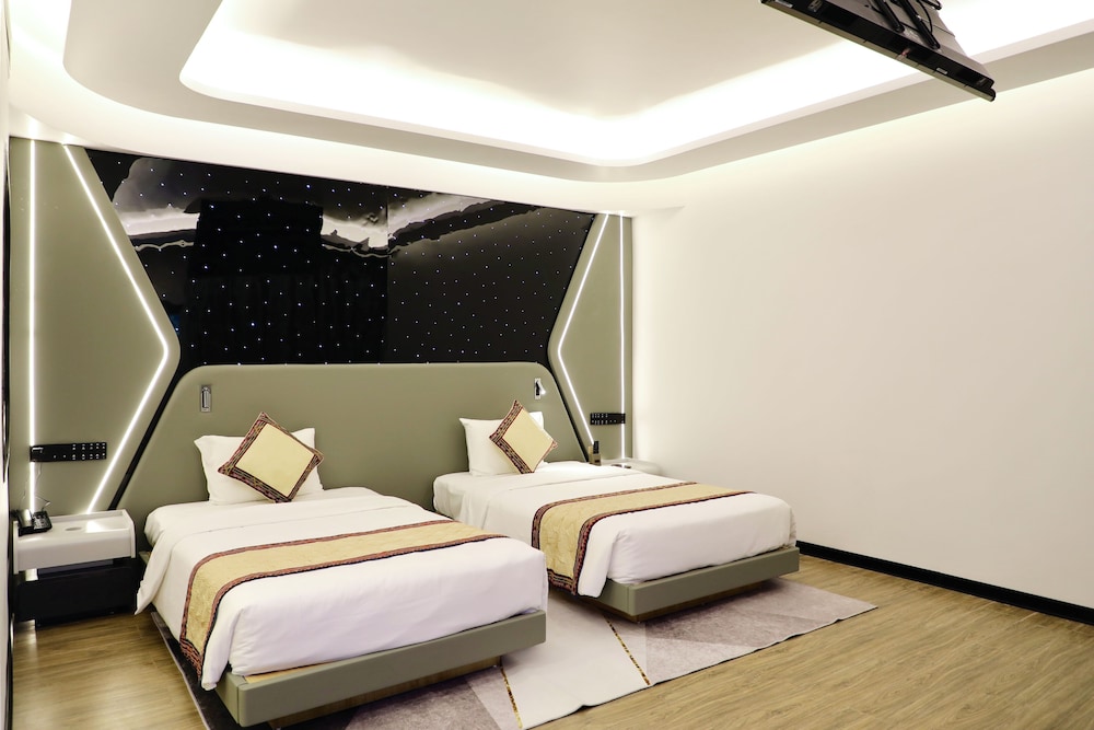 Twin Room - Photo 2