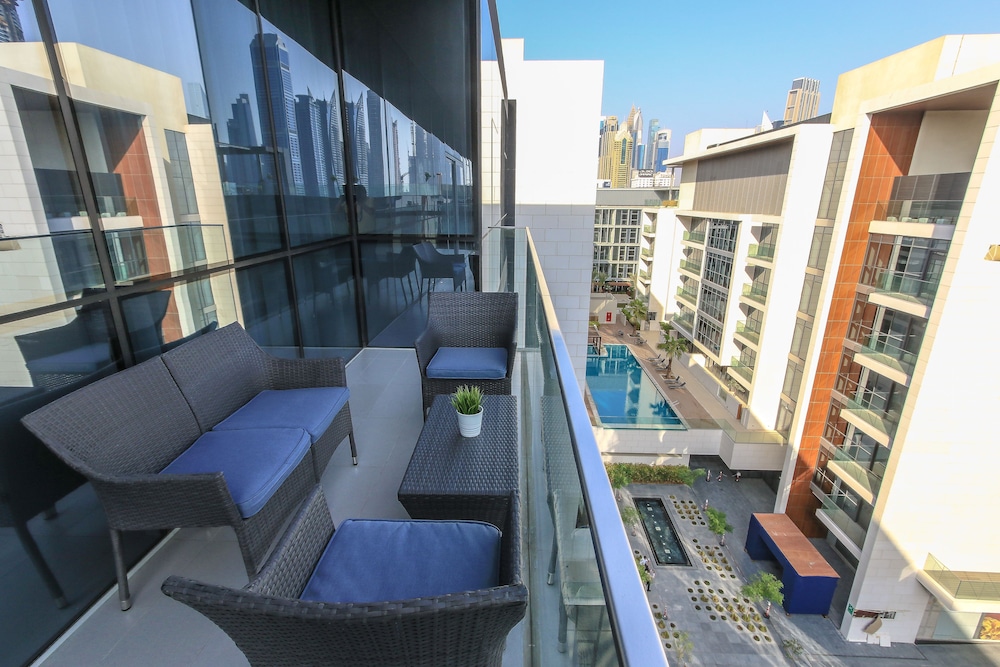 DHH - High Floor 2 Beds Close To Mazaya Centre City Walk B22 photo 3