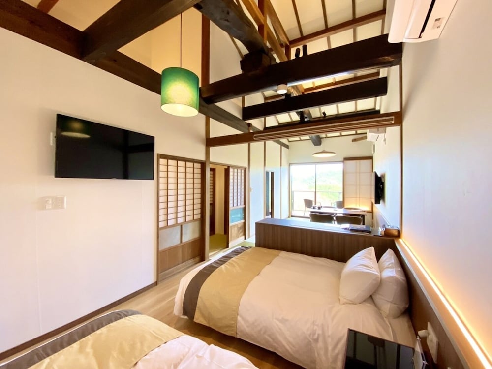 Luxury Twin Room, Mountain View photo 3
