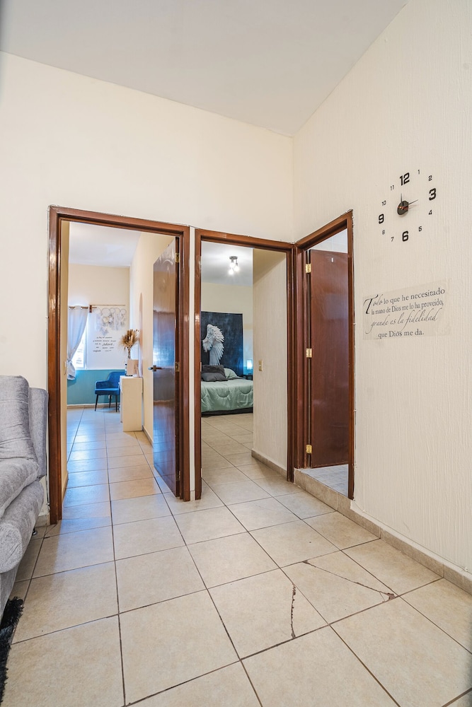 Deluxe Apartment photo 2