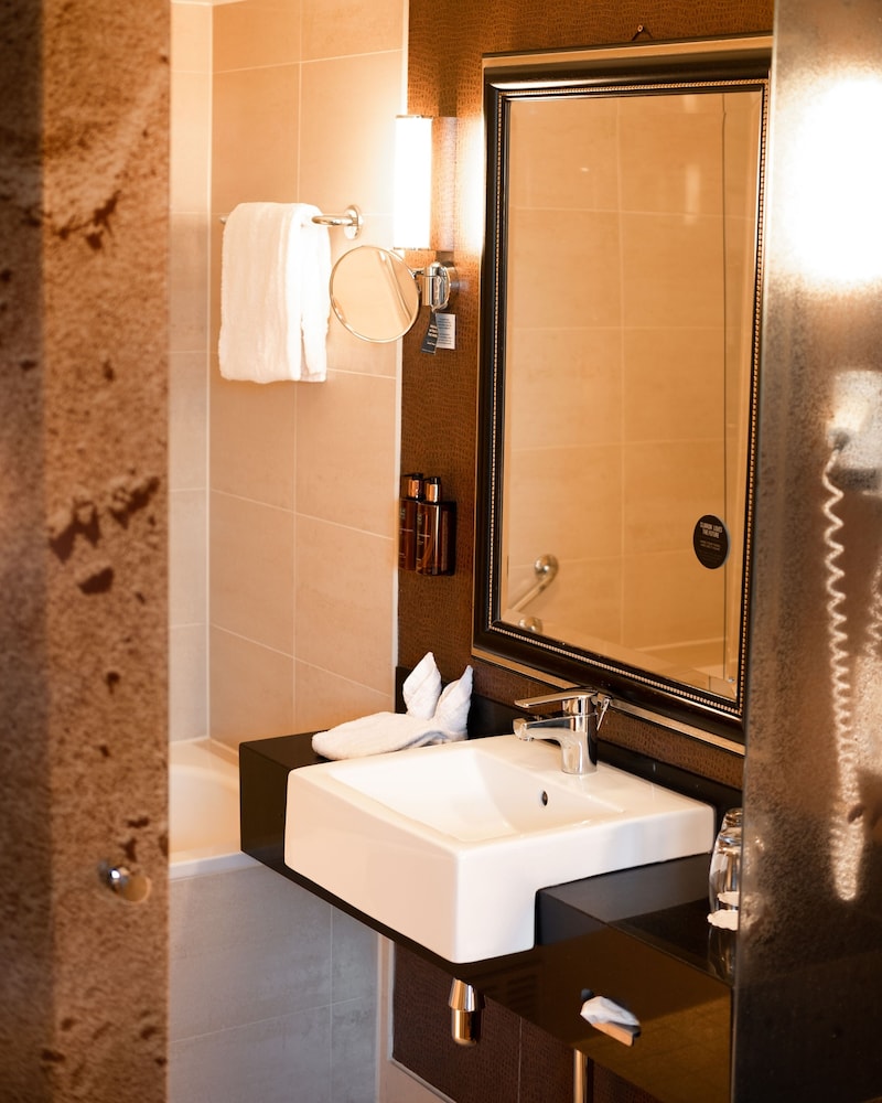 Superior Room - Photo 6