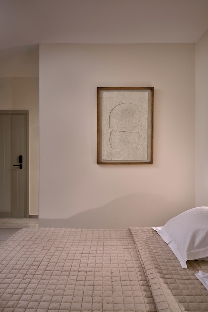 Deluxe Room, Sea View - Photo 4