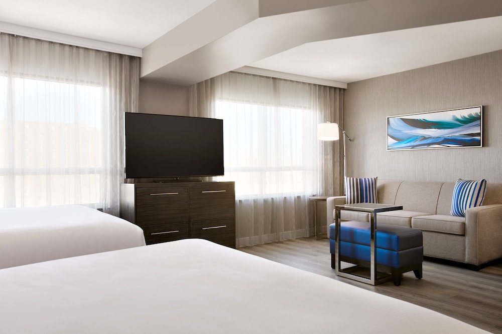 Suite, 2 Queen Beds - Photo 4