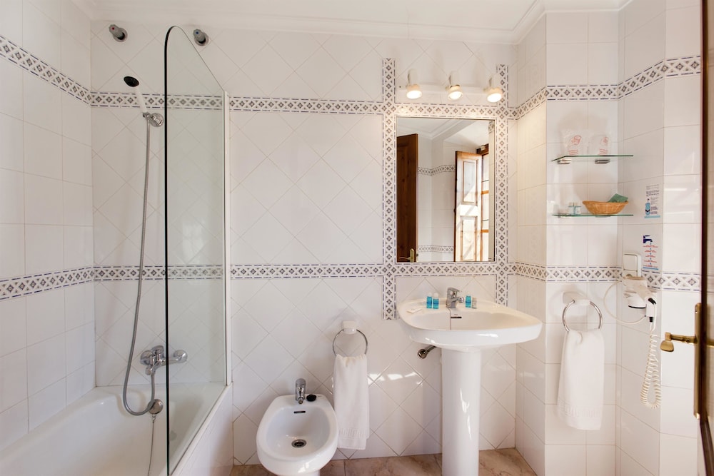 Superior Double Room, 1 Double or 2 Twin Beds - Photo 8