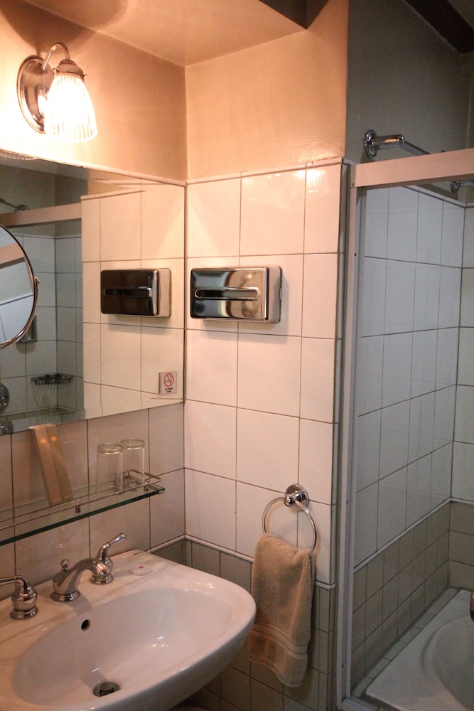 Executive Room photo 2