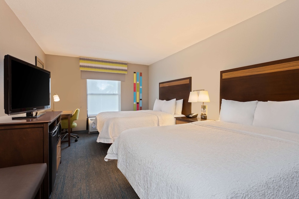 Room, 2 Queen Beds with Refrigerator & Microwave - Photo 2