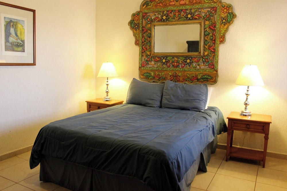 Condo, 2 Bedrooms, Sea View, Ground Floor