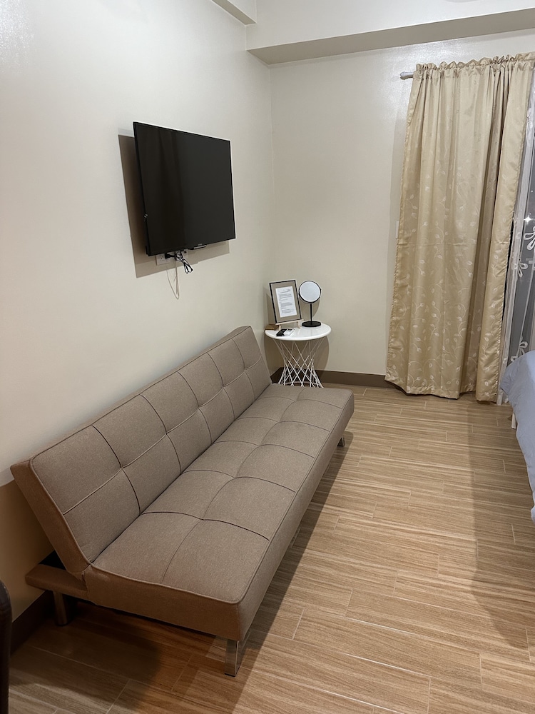 Luxury Apartment photo 3