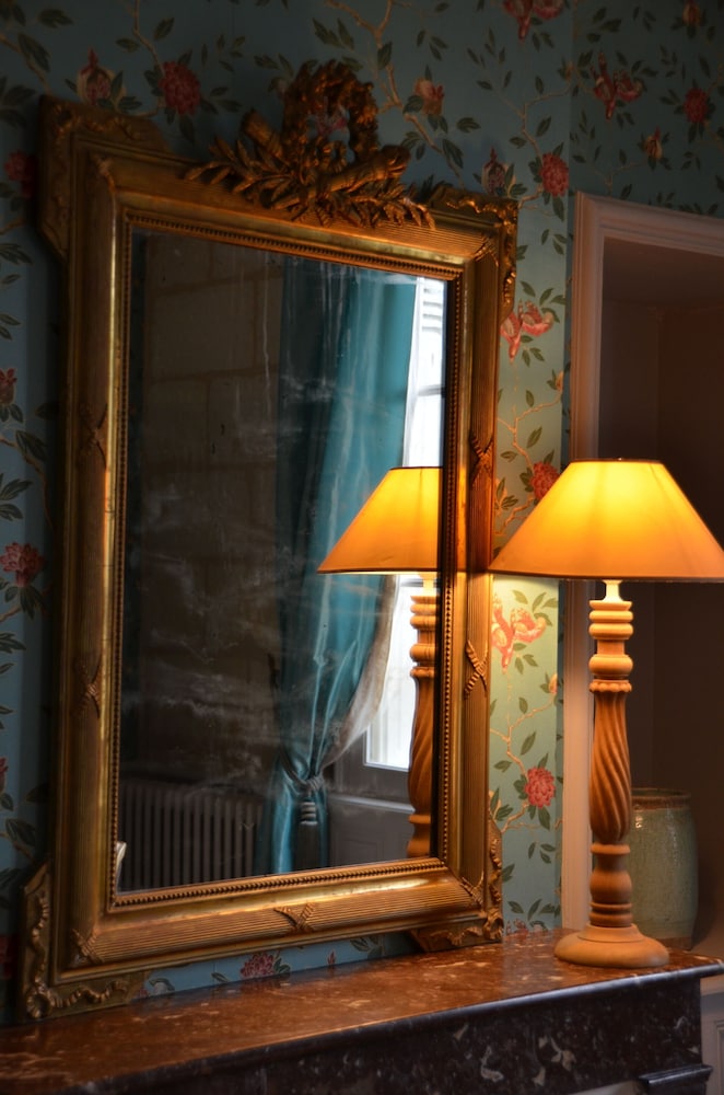 Traditional House, Ensuite, Garden View photo 3
