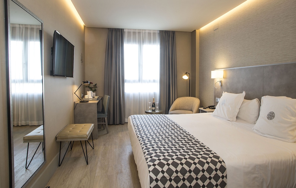 Premium Double Room - Photo 2