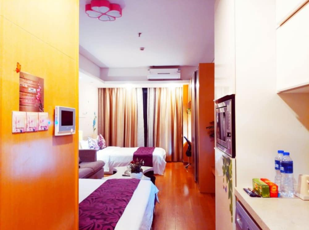 Family Twin Room, Kitchenette, City View