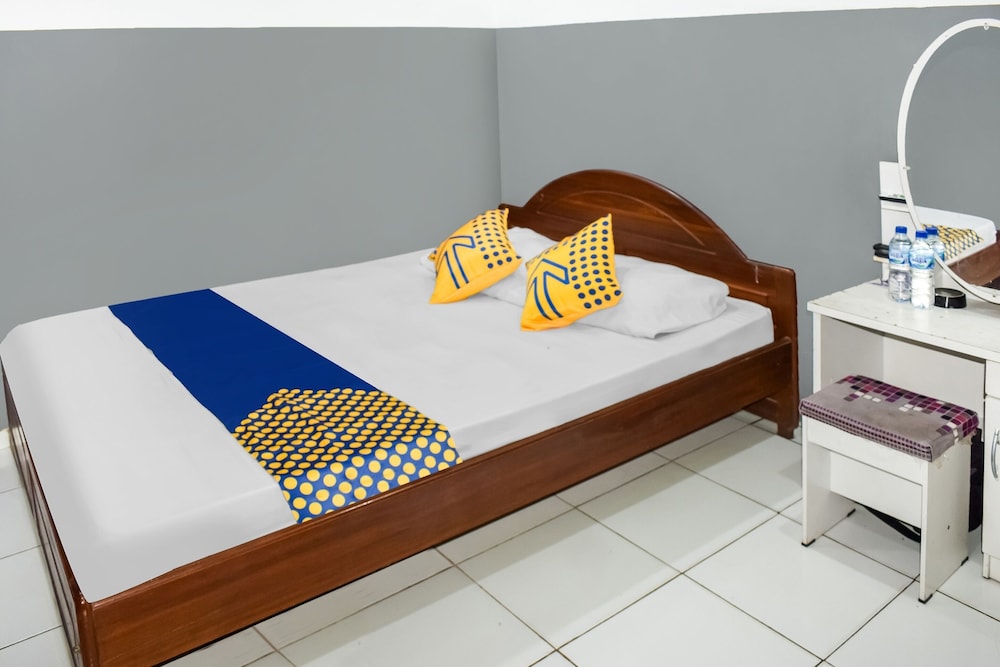 Economy Double Room photo 2
