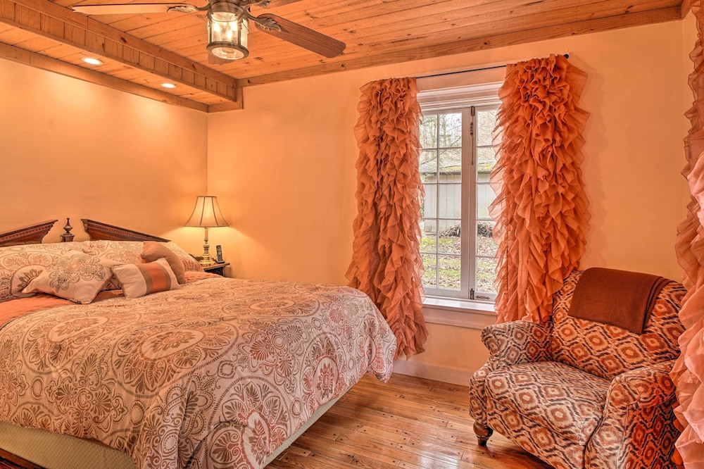 House (4 Bedrooms) photo 2