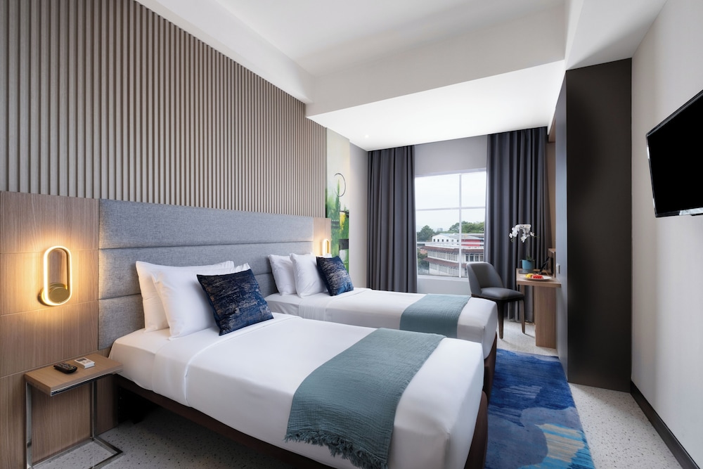 Superior Room, 1 Double or 2 Twin Beds, Smoking photo 1