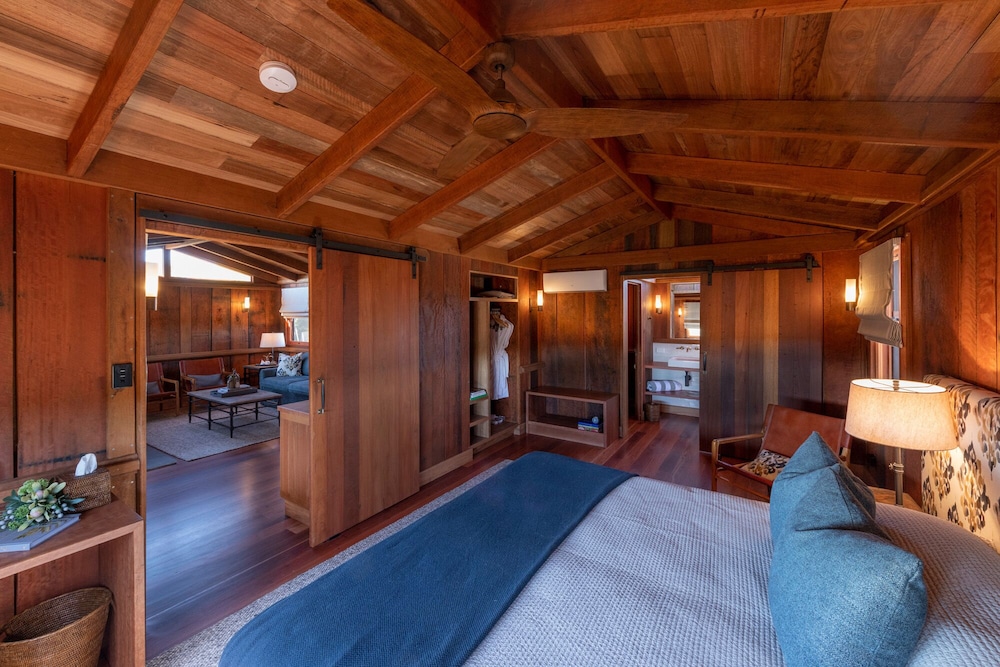 Accessible Luxury Cabin - Photo 1