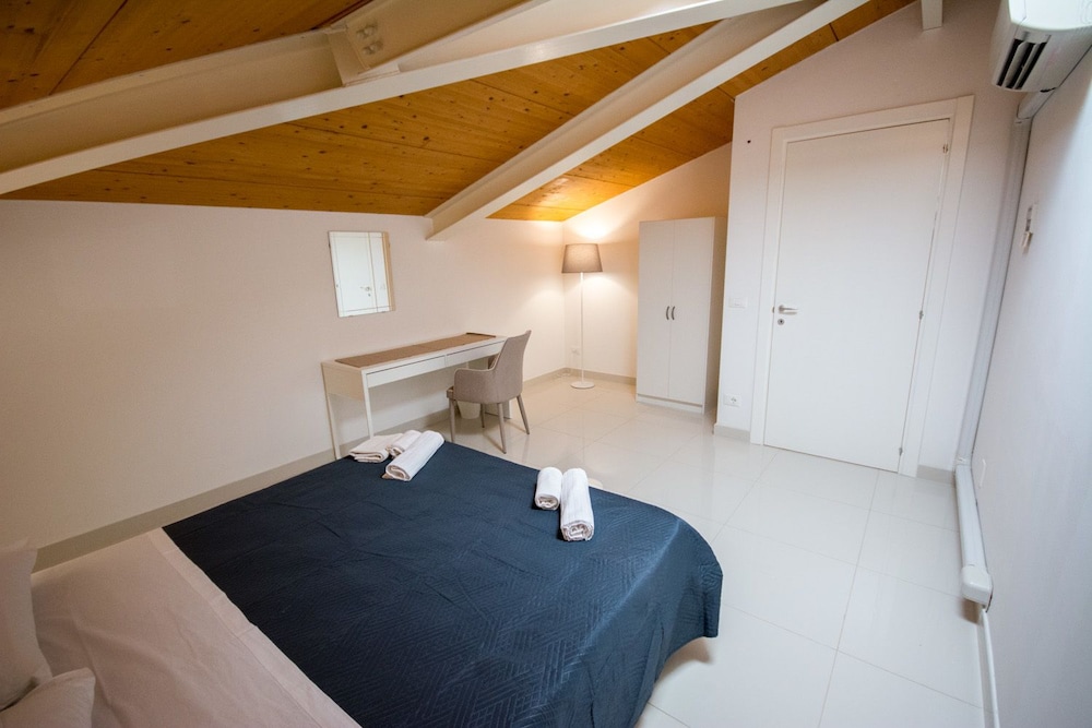 Suite n.5 photo 2
