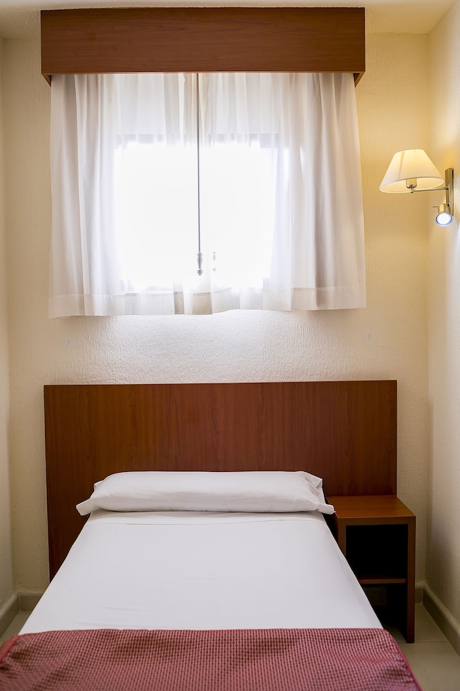Double Room, Terrace, Sea View (2 Adults + 1 Child)