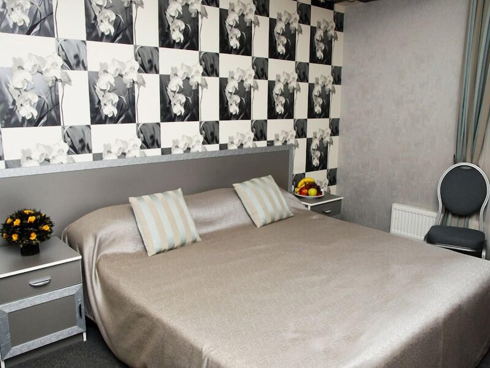 Standard Double or Twin Room (Semi Basement Floor) photo 1