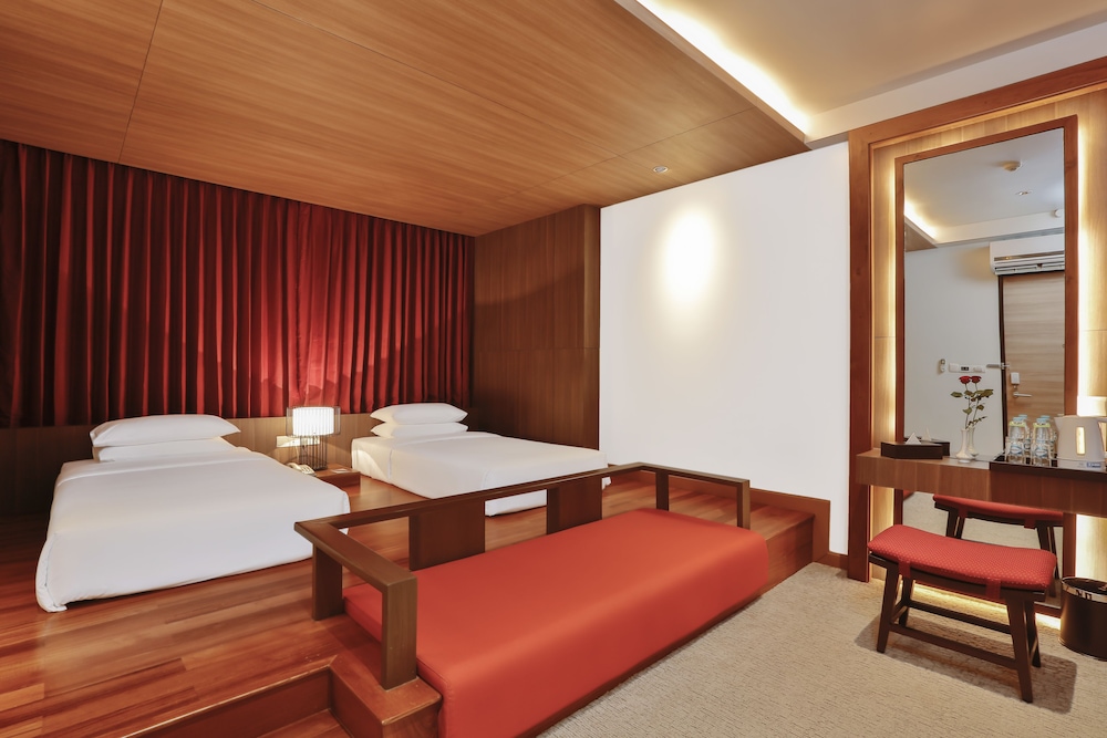 Business Double or Twin Room photo 2