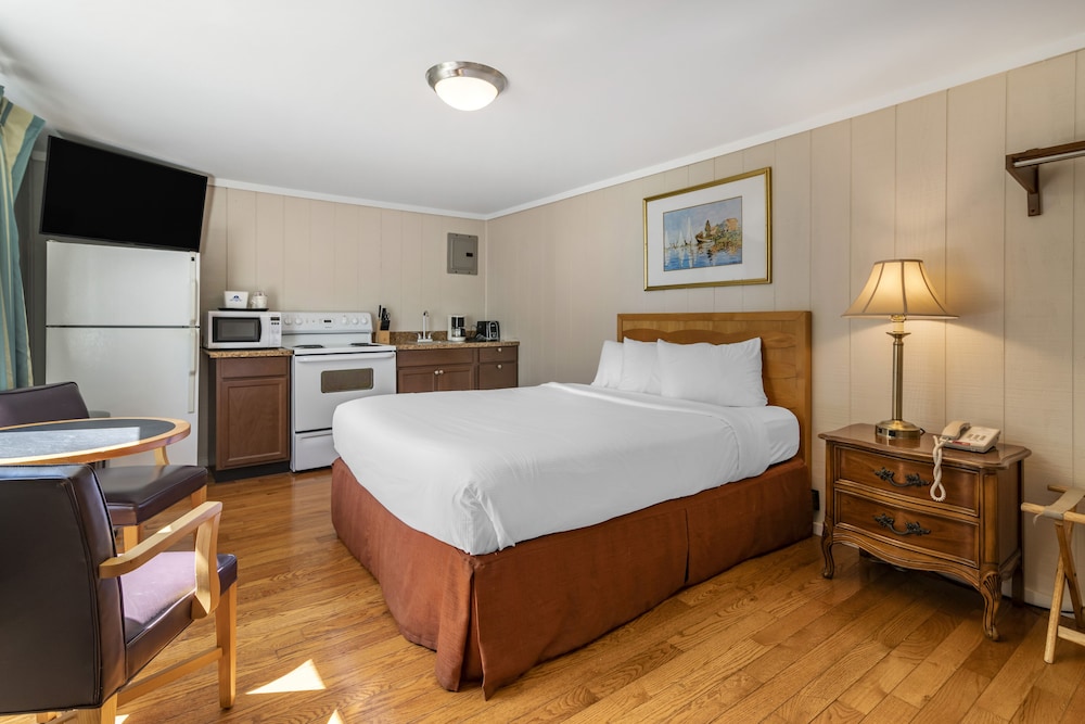 Cottage, 1 Queen Bed (Studio) photo 1