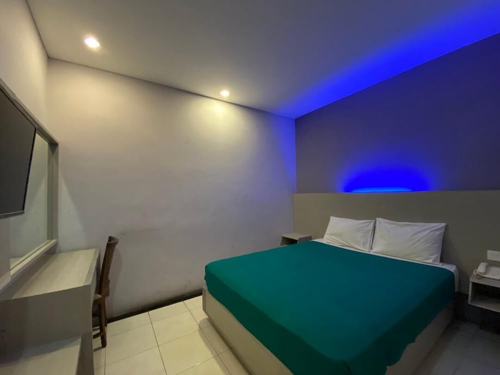 Deluxe Room - Photo 2