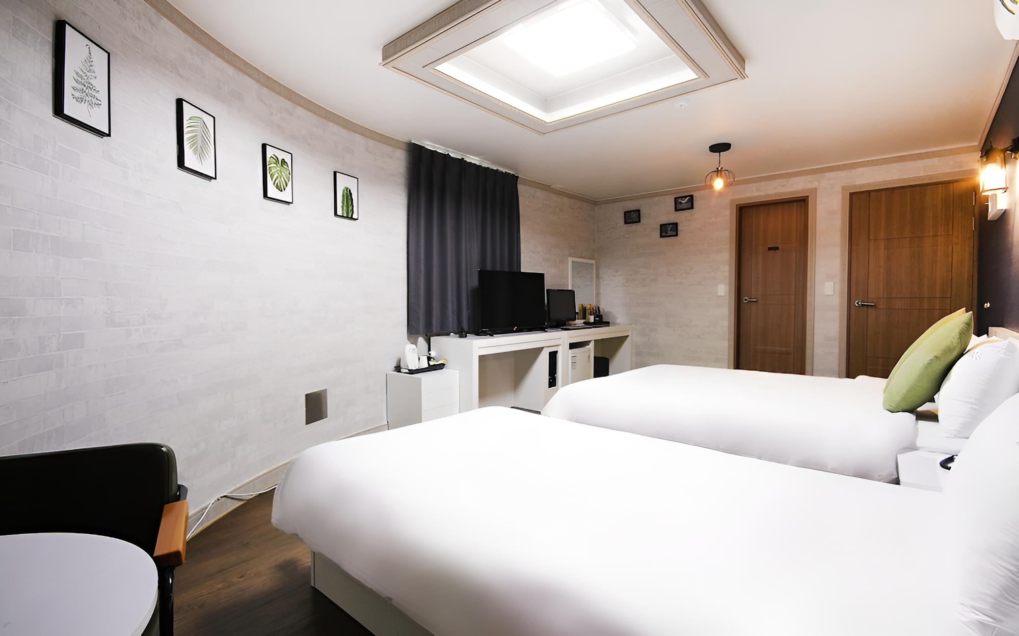 Room (Special room twin (free access to Net) - Photo 10