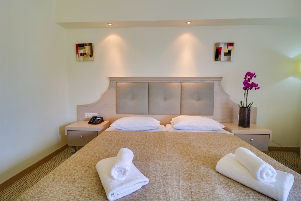 Bungalow photo 2