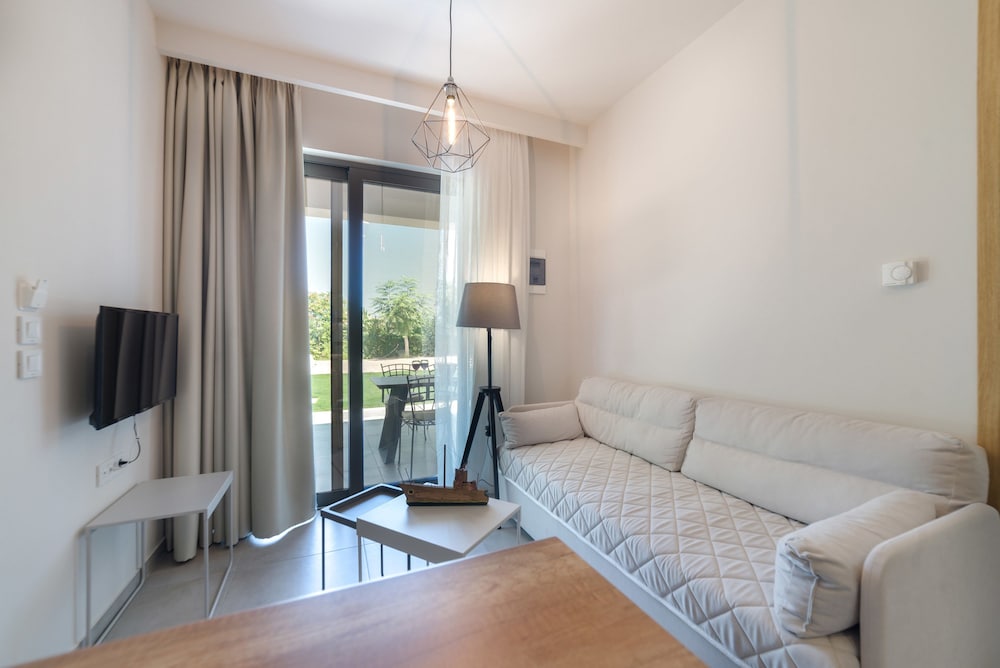 Superior Suite, 2 Bedrooms, Garden View photo 1
