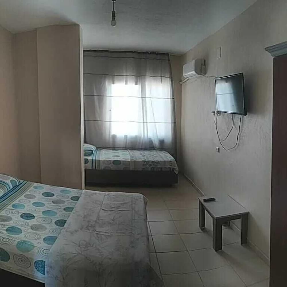 Family Apartment photo 2