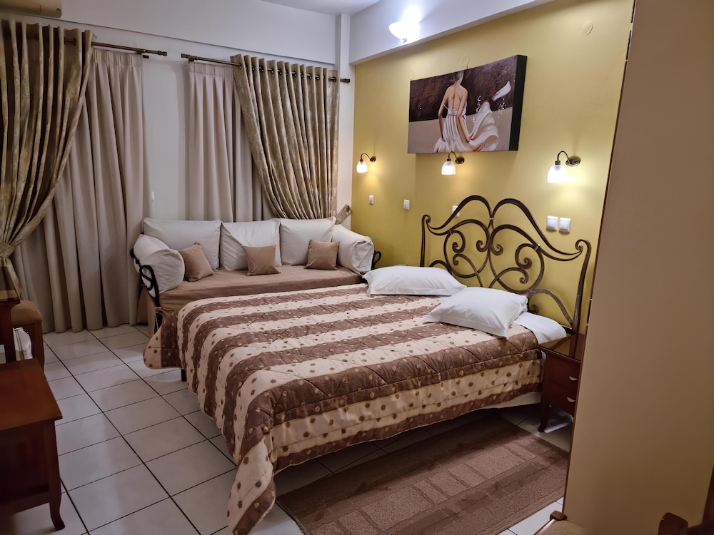 Triple Room - Photo 1