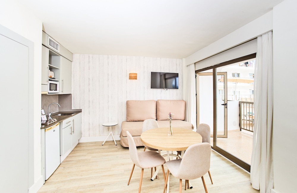 Suite, Vista al Mar (Cuádruple)