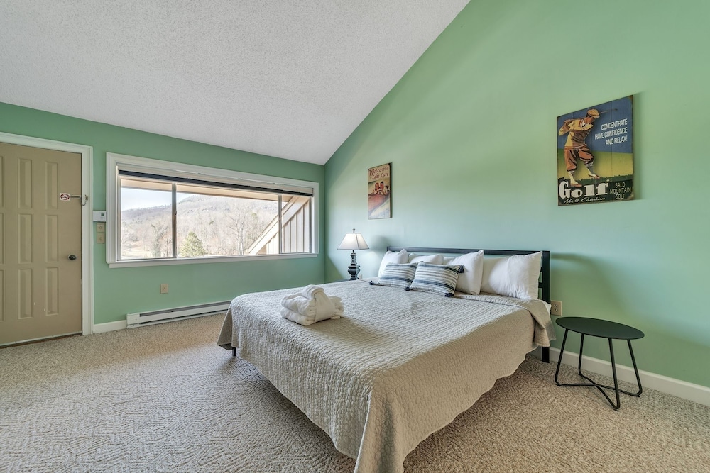 Condo, 2 Bedrooms