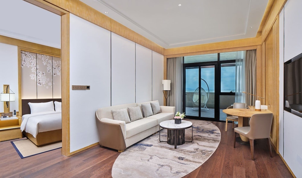 Suite, 1 Bedroom (Private Hot Spring)