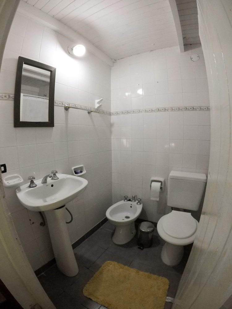 Classic Quadruple Room, Mixed Dorm, Patio (Aguape) photo 3