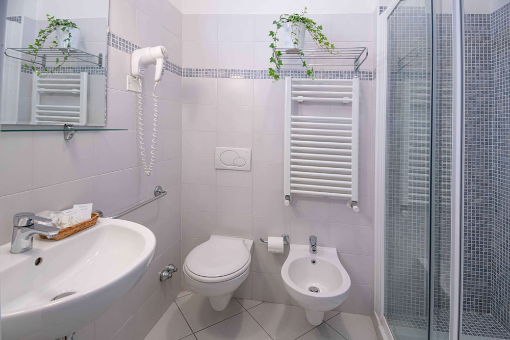 Double Room, Balcony - Photo 10