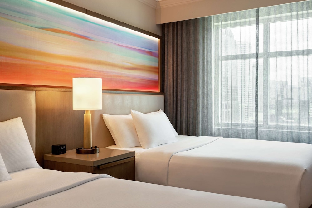 Suite, 2 Queen Beds - Photo 4
