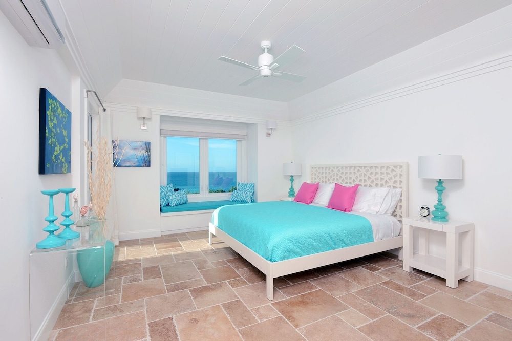 Condo, 2 Bedrooms